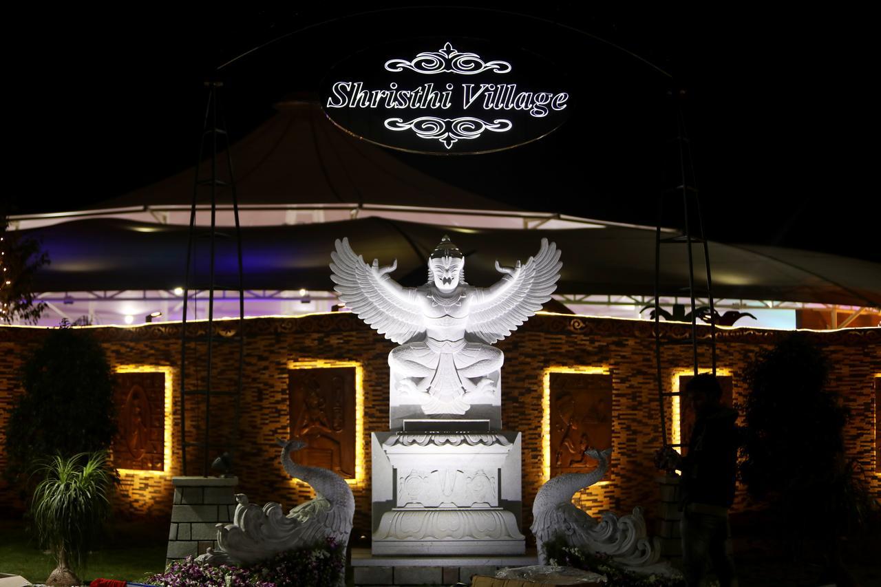 ศรีสถิ วิลเลจ Hotel Hoskote ภายนอก รูปภาพ